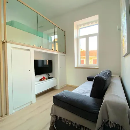 Apartman Orchard On Rokova St - 5 Min Walk To The Old Town Of *