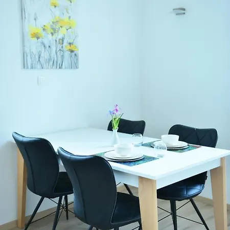 Orchard On Rokova St - 5 Min Walk To The Old Town Of Spalato