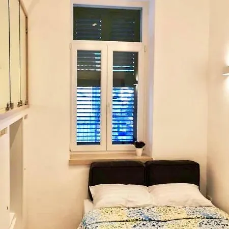 Orchard On Rokova St - 5 Min Walk To The Old Town Of *