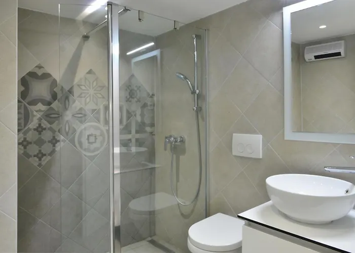 Orchard On Rokova St - 5 Min Walk To The Old Town Of Lägenhet